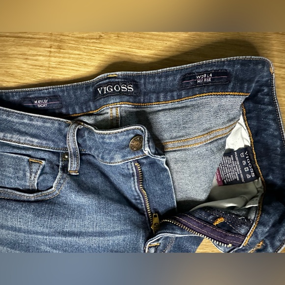 Vigoss Marley Short MidRise - Picture 3 of 4